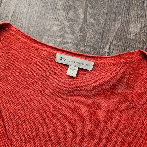 Gap Ruffle Front Sweater - Picture 3 of 3